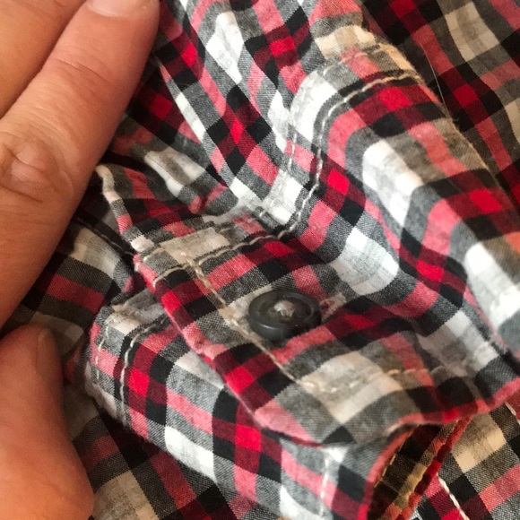 Button up - Picture 4 of 4